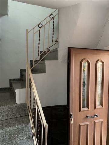 3 makuuhuone Omakotitalo myytävänä paikassa Albondón - 49 000 € (Ref: 8813540)