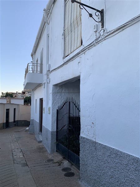 3 soveværelse Byhus til salg i Albondon - € 49.000 (Ref: 8813540)