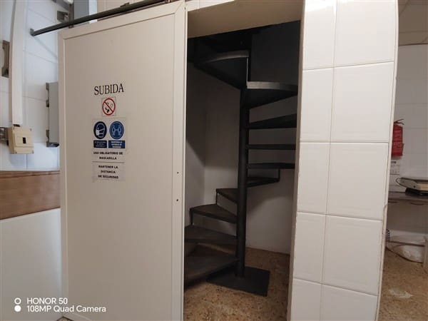 Erhverv til salg i Illora - € 299.000 (Ref: 8834996)