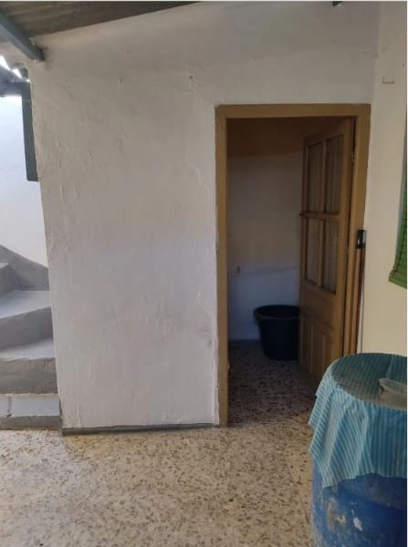 4 soveværelse Byhus til salg i Algarinejo - € 42.900 (Ref: 8852213)