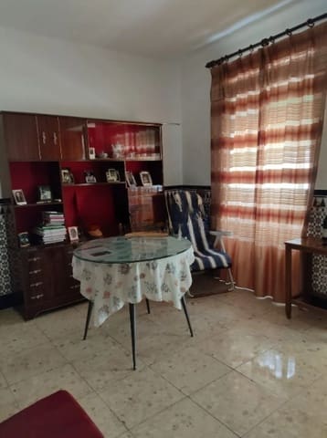4 soveværelse Byhus til salg i Algarinejo - € 42.900 (Ref: 8852213)