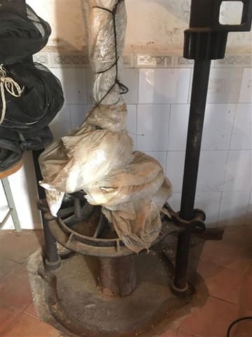 4 soveværelse Byhus til salg i Alfornon, Sorvilán med garage - € 65.000 (Ref: 8855858)