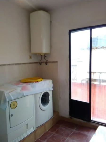 4 soveværelse Byhus til salg i Otivar - € 122.000 (Ref: 8875928)