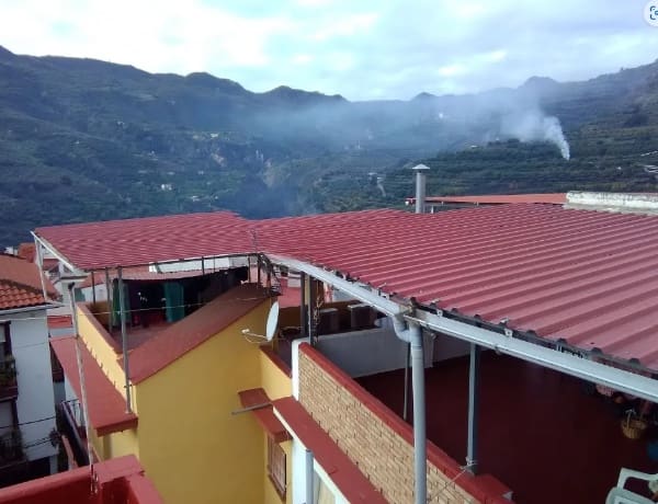 4 soveværelse Byhus til salg i Otivar - € 122.000 (Ref: 8875928)