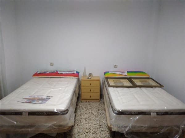 2 slaapkamer Huis te koop in Jete - € 106.000 (Ref: 8880615)