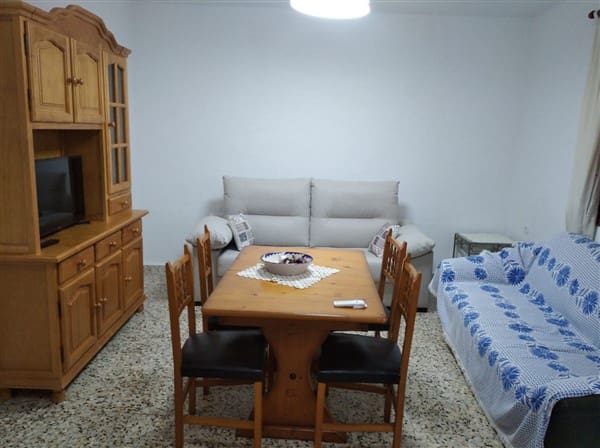 2 slaapkamer Huis te koop in Jete - € 106.000 (Ref: 8880615)