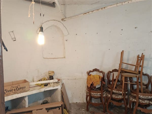 4 soveværelse Byhus til salg i Cortes de Baza med garage - € 160.000 (Ref: 8893507)