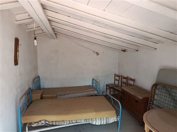 4 slaapkamer Huis te koop in Cortes de Baza met garage - € 160.000 (Ref: 8893507)