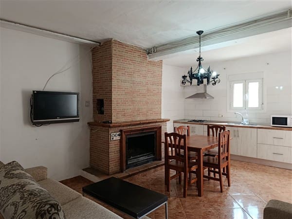 4 slaapkamer Huis te koop in Cortes de Baza met garage - € 160.000 (Ref: 8893507)