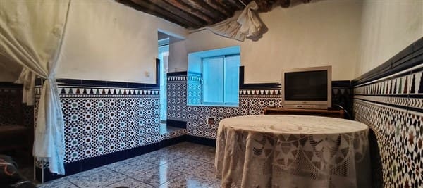 4 slaapkamer Huis te koop in La Peza - € 59.900 (Ref: 8989870)