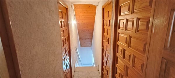 4 slaapkamer Huis te koop in La Peza - € 59.900 (Ref: 8989870)