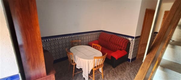 4 slaapkamer Huis te koop in La Peza - € 59.900 (Ref: 8989870)