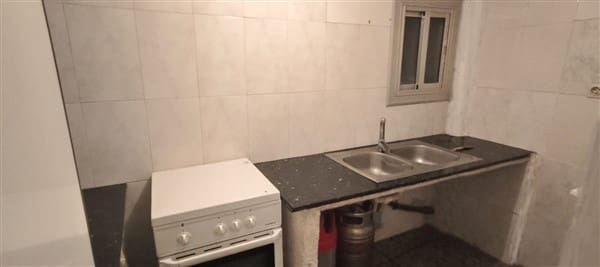 4 slaapkamer Huis te koop in La Peza - € 59.900 (Ref: 8989870)