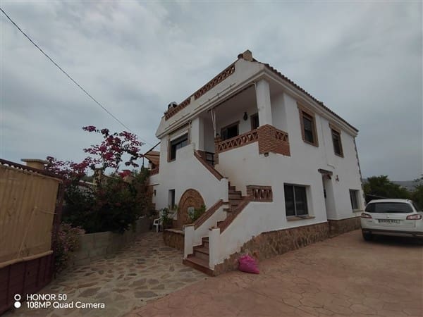 5 soveværelse Finca/Landehus til salg i Molvizar med swimmingpool garage - € 312.000 (Ref: 9049824)