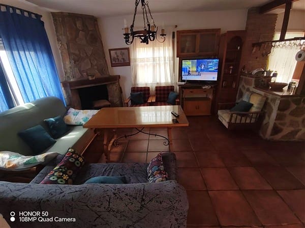 5 soveværelse Finca/Landehus til salg i Molvizar med swimmingpool garage - € 312.000 (Ref: 9049824)