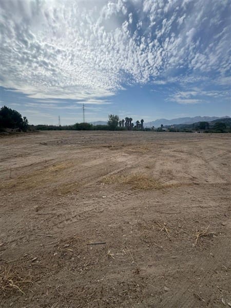 Grunde uden byggetilladelser til salg i Motril - € 530.000 (Ref: 9130187)