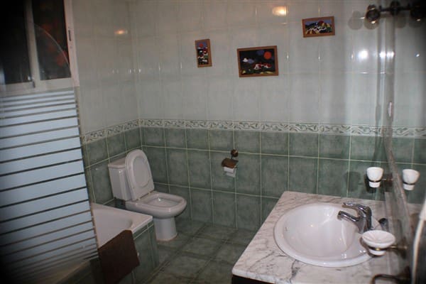 5 soveværelse Byhus til salg i Huescar - € 81.000 (Ref: 9159243)