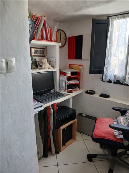 3 soverom Grottehus til salgs i Zujar - € 65 000 (Ref: 9160532)