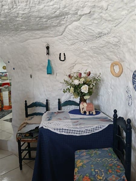 3 soverom Grottehus til salgs i Zujar - € 65 000 (Ref: 9160532)