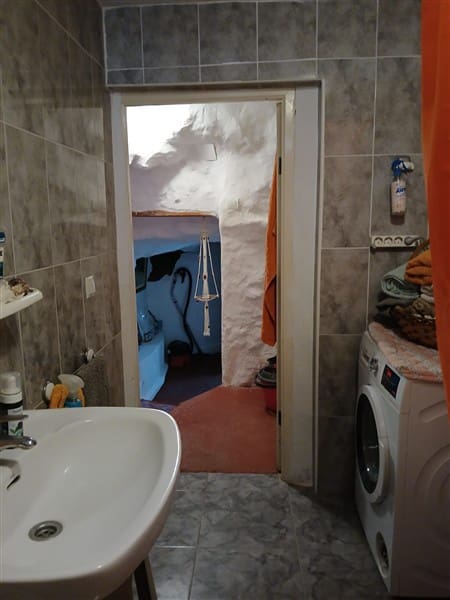 3 soverom Grottehus til salgs i Zujar - € 65 000 (Ref: 9160532)