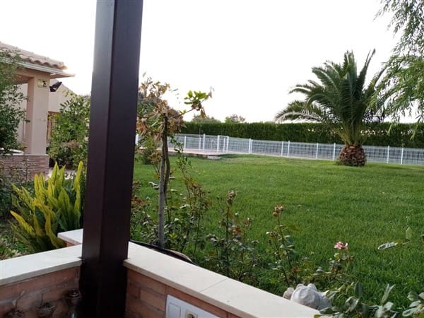 8 soveværelse Villa til salg i Ciudad Real by med swimmingpool garage - € 449.000 (Ref: 9187650)