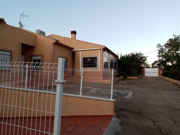 8 soveværelse Villa til salg i Ciudad Real by med swimmingpool garage - € 449.000 (Ref: 9187650)
