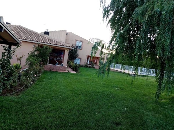 8 soveværelse Villa til salg i Ciudad Real by med swimmingpool garage - € 449.000 (Ref: 9187650)