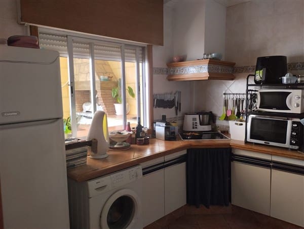 12 soverom Leilighet til salgs i Sorvilan med garasje - € 599 000 (Ref: 9187651)