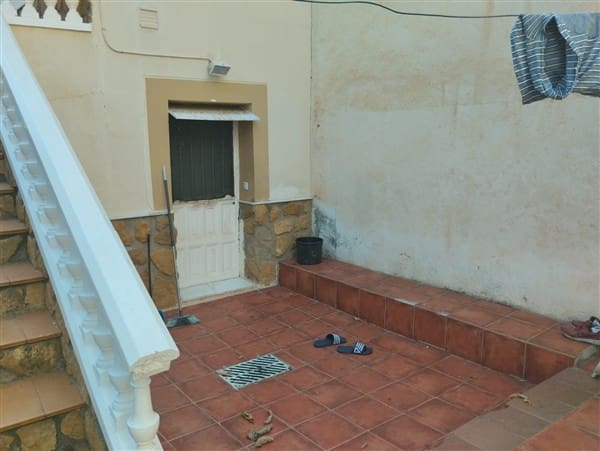 12 soverom Leilighet til salgs i Sorvilan med garasje - € 599 000 (Ref: 9187651)