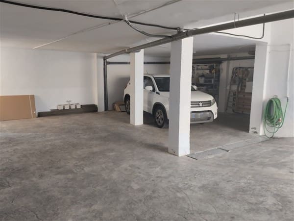 12 soverom Leilighet til salgs i Sorvilan med garasje - € 599 000 (Ref: 9187651)