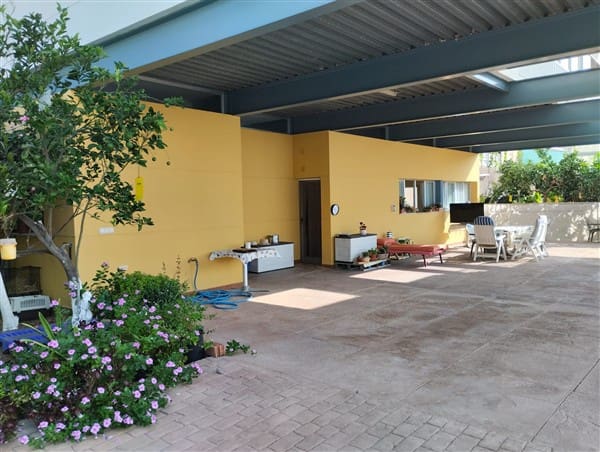 5 soveværelse Finca/Landehus til salg i Sorvilan med garage - € 750.000 (Ref: 9189584)