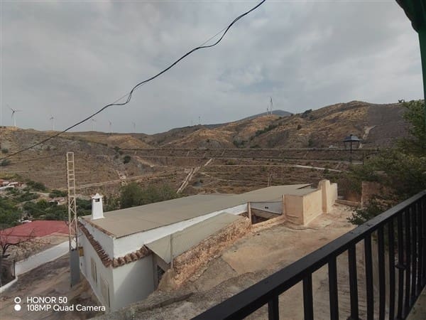 6 soveværelse Byhus til salg i Pinos del Valle med garage - € 119.000 (Ref: 9193081)