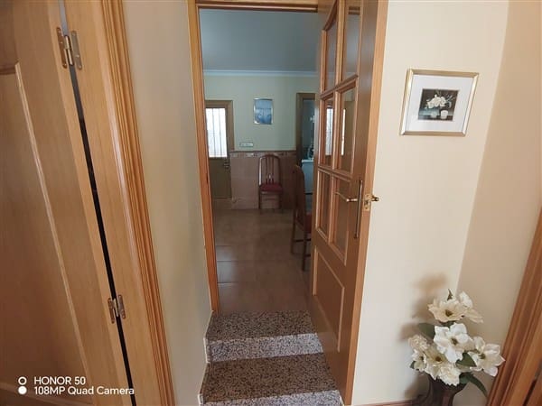 6 soveværelse Byhus til salg i Pinos del Valle med garage - € 119.000 (Ref: 9193081)