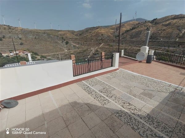 6 soveværelse Byhus til salg i Pinos del Valle, El Pinar med garage - € 119.000 (Ref: 9193081)