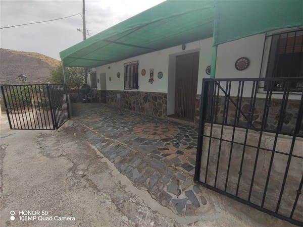 6 soveværelse Byhus til salg i Pinos del Valle med garage - € 119.000 (Ref: 9193081)