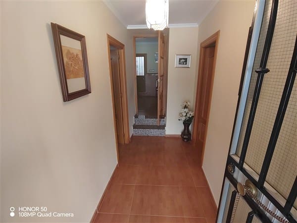 6 soveværelse Byhus til salg i Pinos del Valle med garage - € 119.000 (Ref: 9193081)