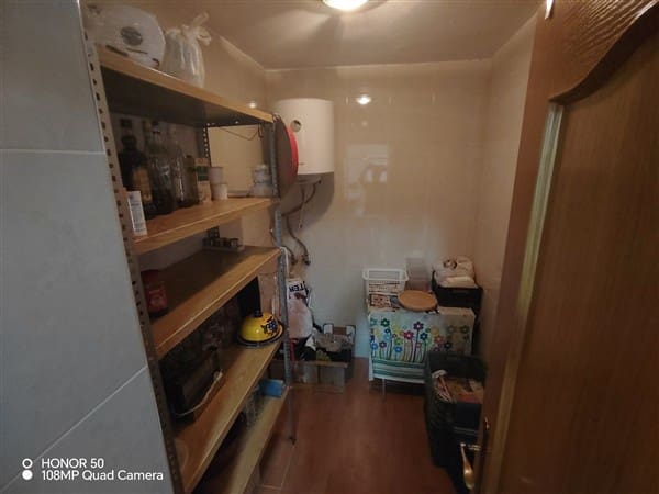 6 soveværelse Byhus til salg i Pinos del Valle med garage - € 119.000 (Ref: 9193081)