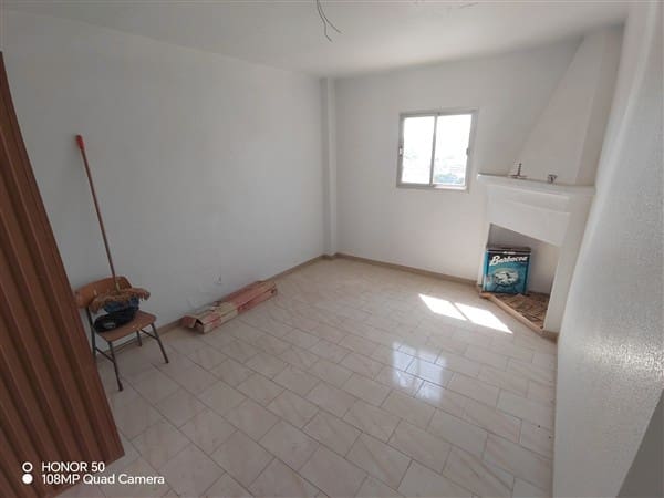 5 soveværelse Byhus til salg i Molvizar med garage - € 152.000 (Ref: 9195073)