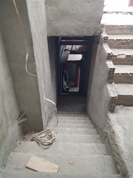 10 soveværelse Byhus til salg i Yegen med garage - € 54.500 (Ref: 9198670)