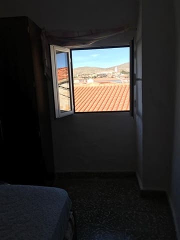 4 soveværelse Byhus til salg i Huéneja med garage - € 41.500 (Ref: 9209245)