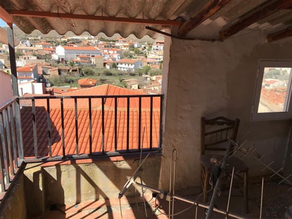 4 soveværelse Byhus til salg i Huéneja med garage - € 41.500 (Ref: 9209245)