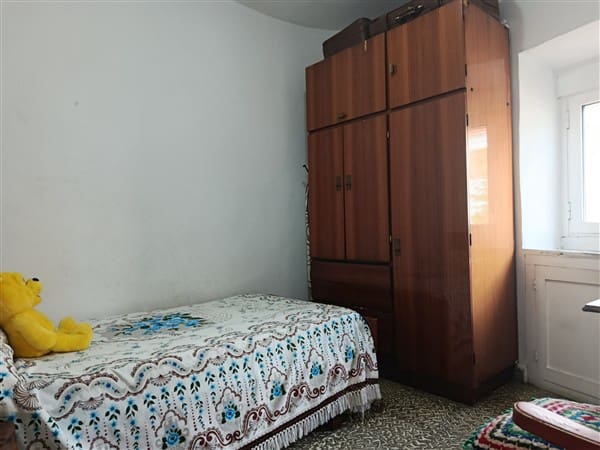 4 soveværelse Byhus til salg i Hueneja med garage - € 57.500 (Ref: 9211717)