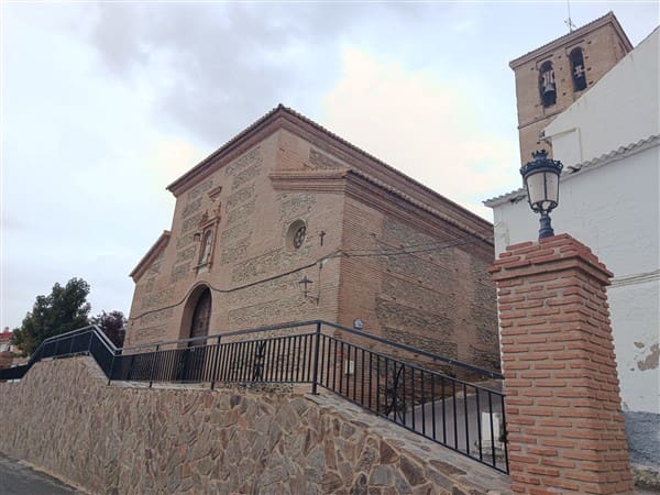 4 soveværelse Byhus til salg i Huéneja med garage - € 57.500 (Ref: 9211717)