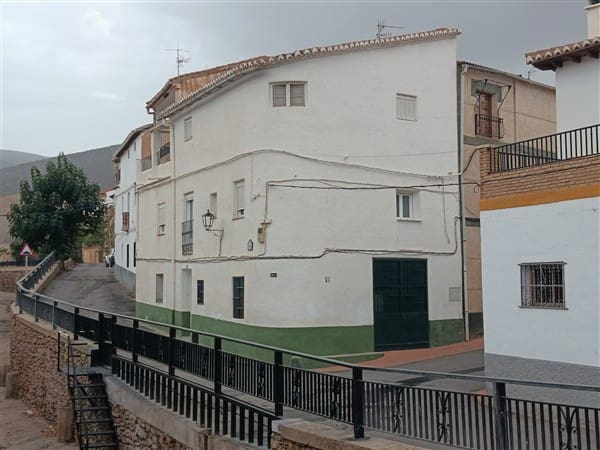 4 soveværelse Byhus til salg i Huéneja med garage - € 57.500 (Ref: 9211717)