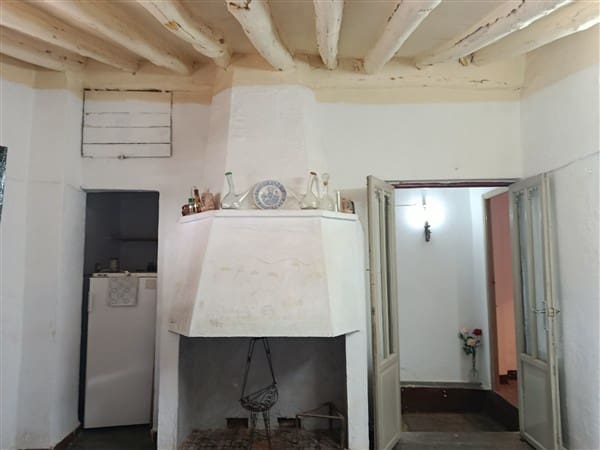 4 soveværelse Byhus til salg i Hueneja med garage - € 57.500 (Ref: 9211717)