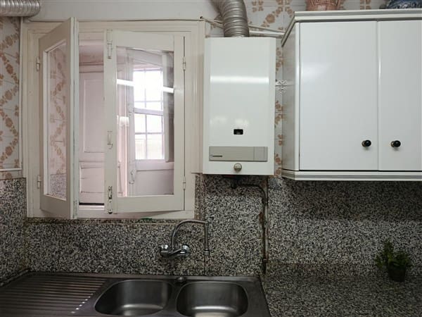 4 soveværelse Byhus til salg i Hueneja med garage - € 57.500 (Ref: 9211717)