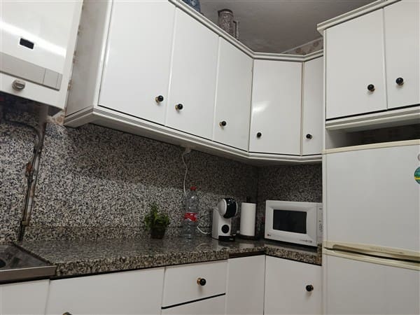 4 soveværelse Byhus til salg i Hueneja med garage - € 57.500 (Ref: 9211717)