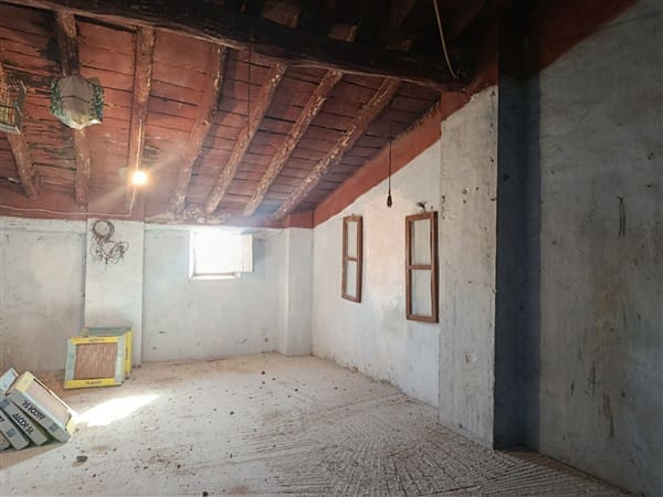 5 soverom Hus til salgs i Baza - € 77 500 (Ref: 9253667)