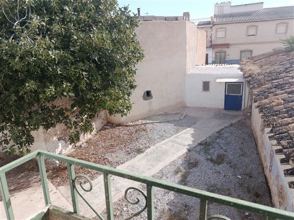 5 soverom Hus til salgs i Baza - € 77 500 (Ref: 9253667)