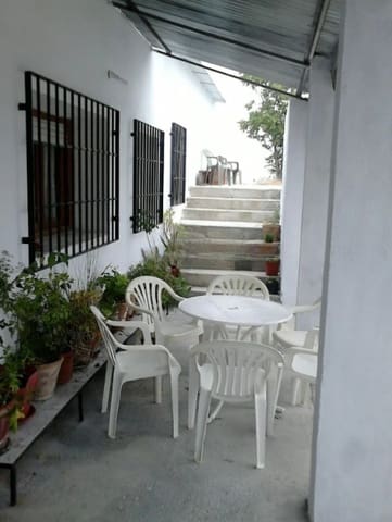 4 soveværelse Finca/Landehus til salg i Baza med swimmingpool garage - € 87.500 (Ref: 9255799)